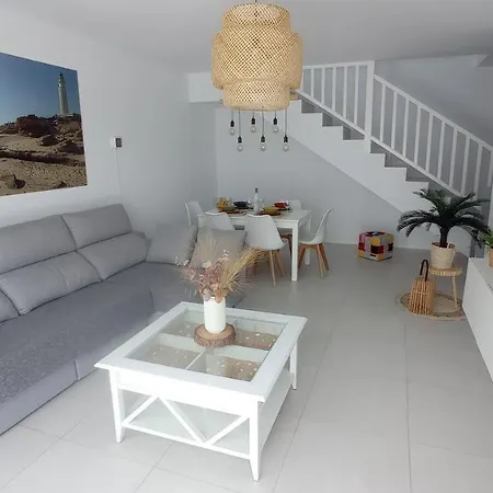 Villa Trafalgar, Magnífica Casa En La Costa Ideal Familias Que Buscan Tranquilidad