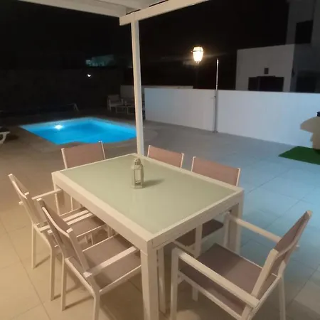 Trafalgar, Magnífica Casa En La Costa Ideal Familias Que Buscan Tranquilidad Villa *