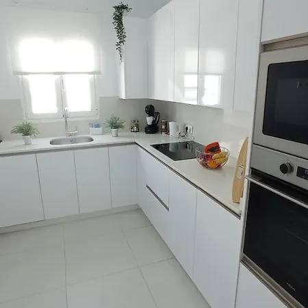 Trafalgar, Magnífica Casa En La Costa Ideal Familias Que Buscan Tranquilidad Villa